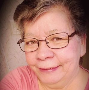 Meet your Posher, Becky